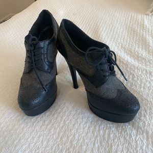 Lauren Conrad winged tip lace up heels